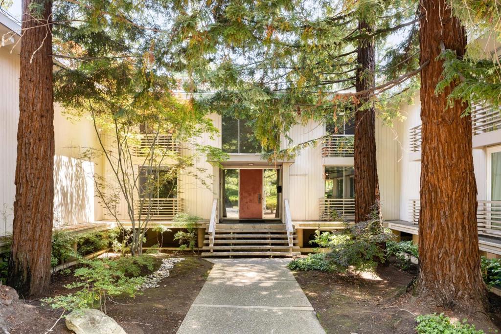 1100 Sharon Park Drive #29