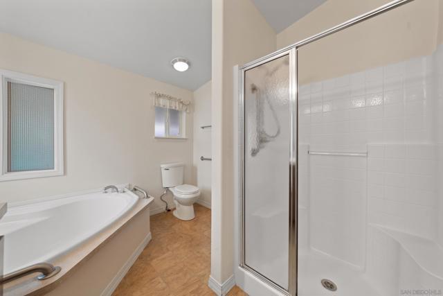 31750 Machado St, Lake Elsinore CA: https://media.crmls.org/mediaz/0be2f89e-099a-49b5-8ff0-b27cfc8b279c.jpg