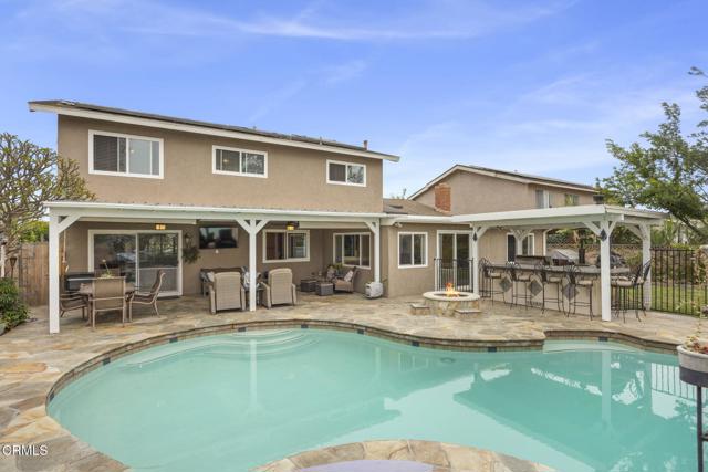 1099 N Agusta Avenue, Camarillo CA: https://media.crmls.org/mediaz/0be3e37b-420f-4cc9-bf79-84633a16e025.jpg