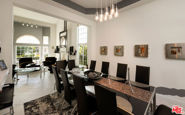 22205 Dardenne Street, Calabasas CA: https://media.crmls.org/mediaz/0be41572-4ce9-49e9-81c7-232995aa6b02.jpg