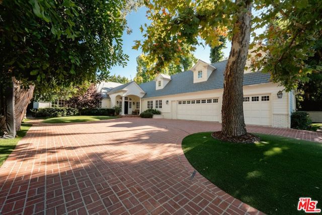 4714 Balboa Avenue photo 1