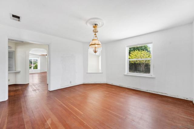 2530 Pruett Dr, Vista CA: https://media.crmls.org/mediaz/0be7bb11-1f5f-4353-812a-398205951821.jpg