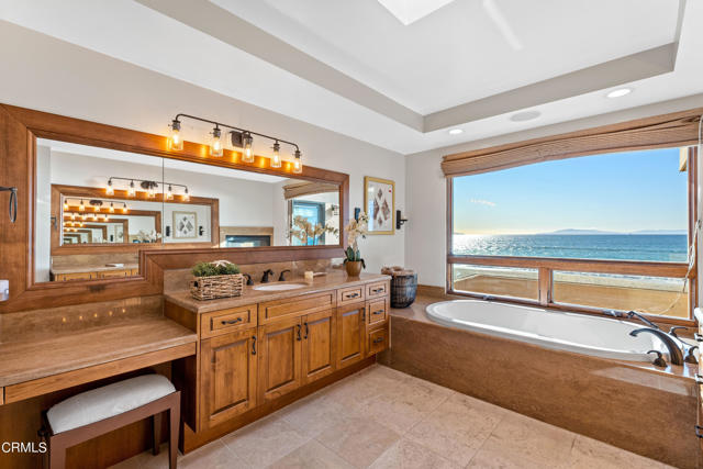 Detail Gallery Image 35 of 63 For 1417 Marine Way, Oxnard,  CA 93035 - 5 Beds | 4/1 Baths