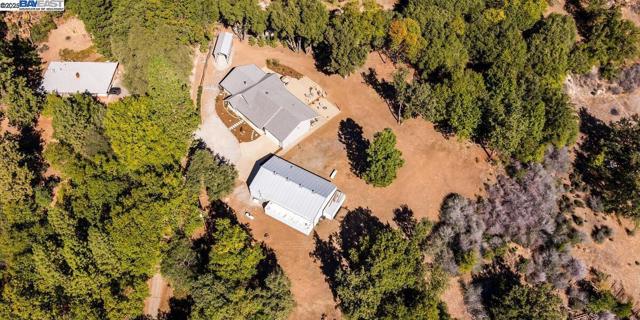 25025 State Highway 88, Pioneer CA: https://media.crmls.org/mediaz/0be90c07-10c9-48e8-b3b1-541be523c55a.jpg