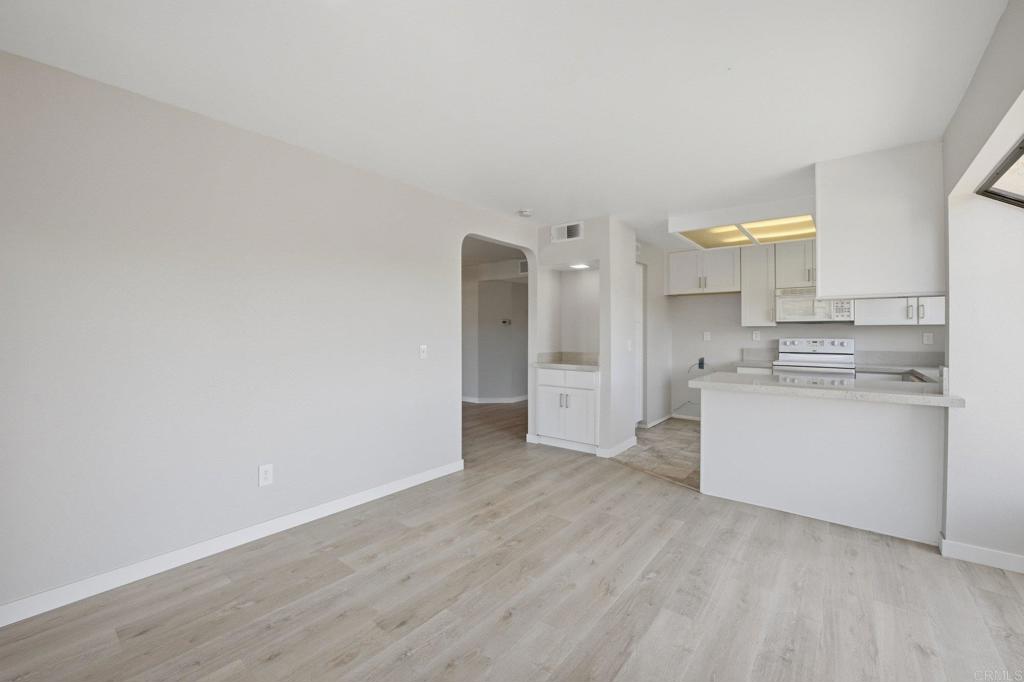 3140 Arroyo - photo 6