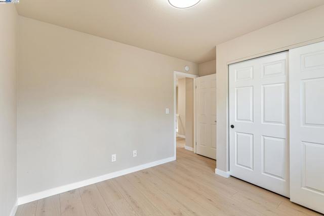 19723 Redwood Rd, Castro Valley CA: https://media.crmls.org/mediaz/0bea0e32-c1f3-4c22-bac8-dccc0d4af1c0.jpg