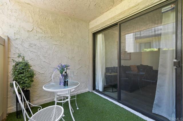 Detail Gallery Image 16 of 27 For 9959 Azuaga St #I-105,  San Diego,  CA 92129 - 2 Beds | 2 Baths