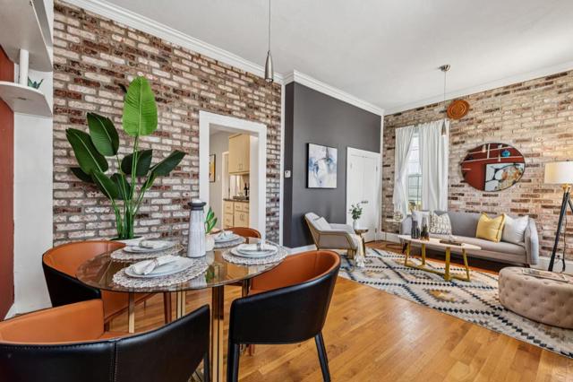 275 Teddy Avenue, San Francisco CA: https://media.crmls.org/mediaz/0beebfda-d376-4a35-a6ee-b3bcf672d128.jpg