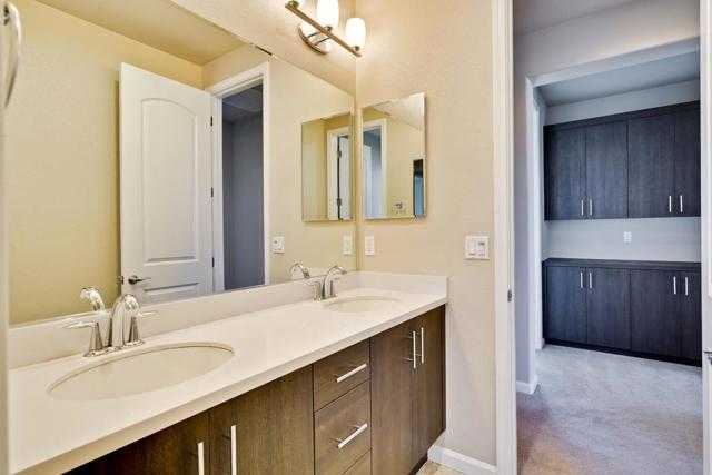 867 Maple Place, East Palo Alto CA: https://media.crmls.org/mediaz/0beed656-ddbb-43b5-9452-053f0f7c622d.jpg