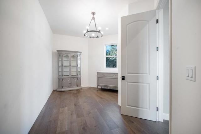 8772 Foxglove Court, Gilroy CA: https://media.crmls.org/mediaz/0befdbbe-2391-436c-aa4e-b4a774f8db72.jpg