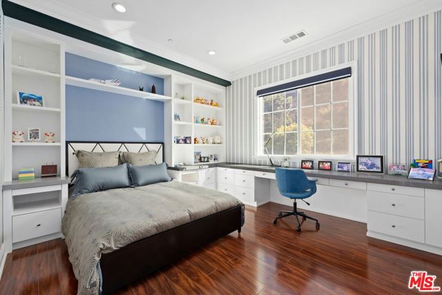 2855 Oak Knoll Drive, Diamond Bar CA: https://media.crmls.org/mediaz/0bf02636-31c7-41a6-a1db-ce6bd75f068b.jpg