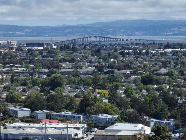 1720 Hillman Avenue, Belmont CA: https://media.crmls.org/mediaz/0bf0263a-14fe-42c5-8692-122f77ee6bbf.jpg