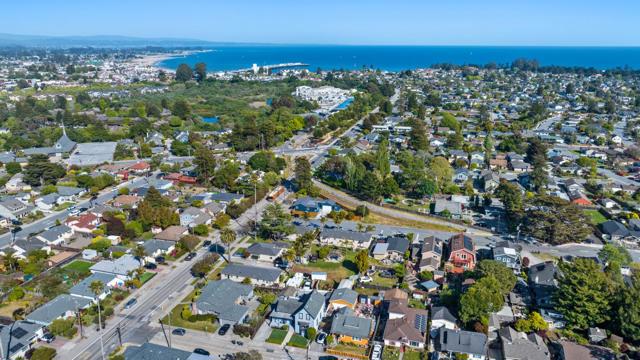 148 Mason Street, Santa Cruz CA: https://media.crmls.org/mediaz/0bf07b4f-b19b-43c6-a714-fd5fde849610.jpg