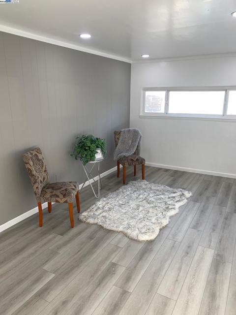 808 Martin Blvd, San Leandro CA: https://media.crmls.org/mediaz/0bf1299d-d319-40b2-aba6-45270d280224.jpg