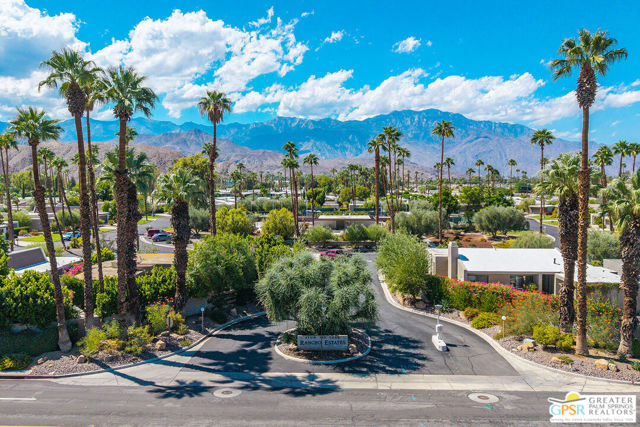 20 Kevin Lee Lane, Rancho Mirage CA: https://media.crmls.org/mediaz/0bf2a670-e5d8-41e5-9c64-f15441c1f5d8.jpg