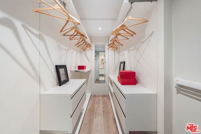 1012 2nd Street, Santa Monica CA: https://media.crmls.org/mediaz/0bf2f26e-1a83-48ae-9f63-d2299427c202.jpg