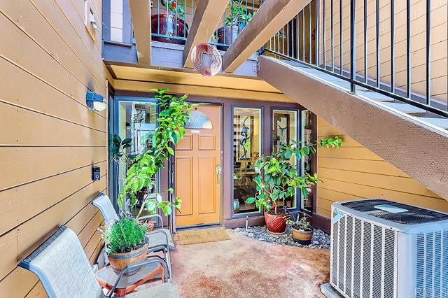 4014 Aguila Street, Carlsbad CA: https://media.crmls.org/mediaz/0bf4536a-3b17-470e-9782-7c1aacda1a5d.jpg