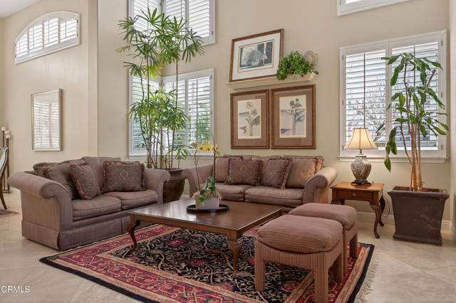 Detail Gallery Image 9 of 48 For 2830 Avenida De Autlan, Camarillo,  CA 93010 - 5 Beds | 4/1 Baths