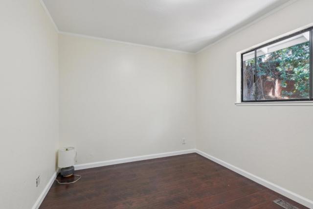 26 Ardor Drive, Orinda CA: https://media.crmls.org/mediaz/0bf51559-f3f1-413d-9507-30007a6ae5b3.jpg