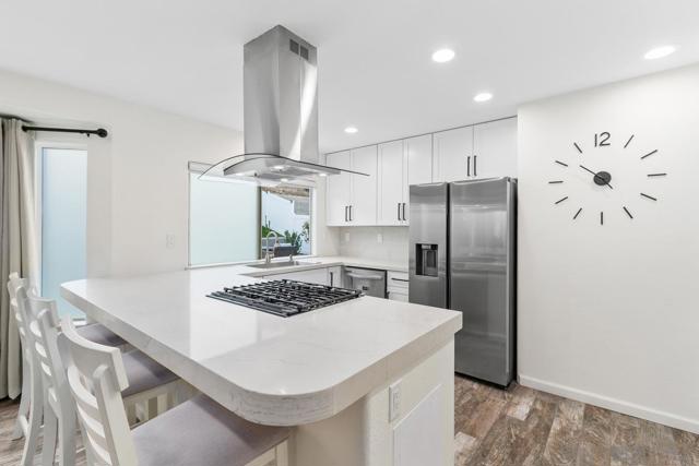 40599 Calle Medusa, Temecula CA: https://media.crmls.org/mediaz/0bf5cd3f-f649-4da8-aad1-7299bfc97a23.jpg