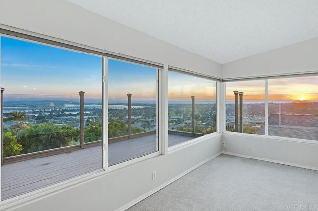 Detail Gallery Image 16 of 70 For 3539 Mount Laurence Dr, San Diego,  CA 92117 - 4 Beds | 3 Baths