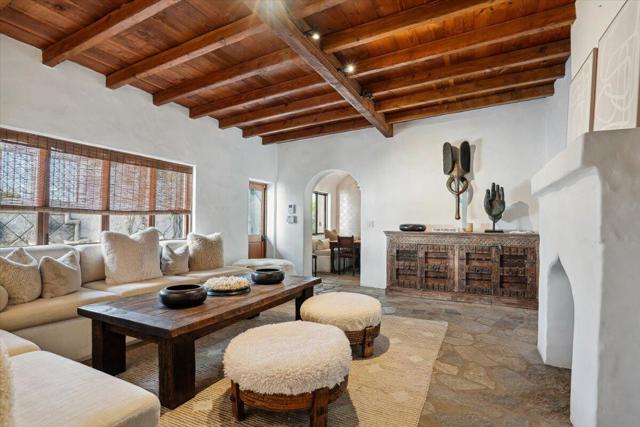 71607 Sahara Road, Rancho Mirage CA: https://media.crmls.org/mediaz/0bf6e9d8-319b-49c9-a220-ff04d58bd386.jpg