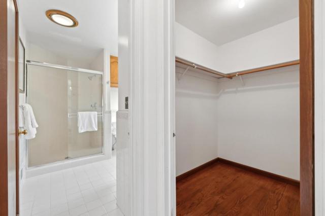 193 Willow Avenue, Millbrae CA: https://media.crmls.org/mediaz/0bf70ef2-3618-4ffc-a399-84fa1ea83b37.jpg