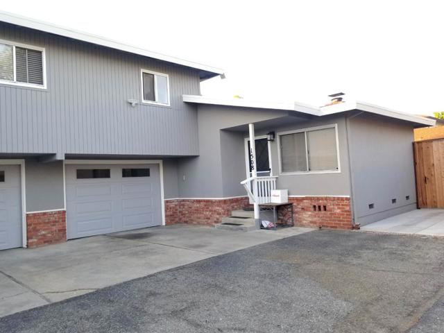 15061508 Kentfield Avenue, Redwood City CA: https://media.crmls.org/mediaz/0bf7293d-8260-44bc-b62d-3b2b2a5b628a.jpg