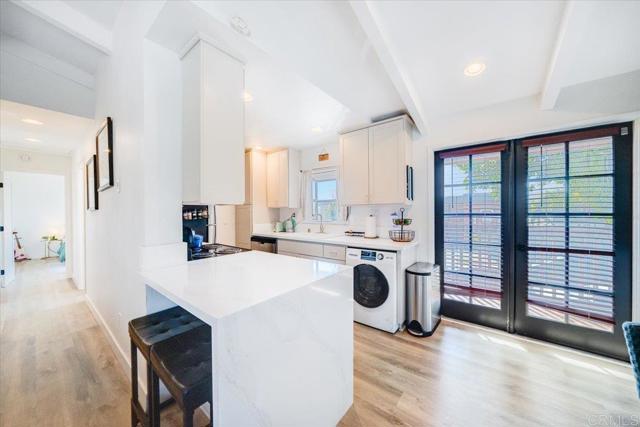 Detail Gallery Image 6 of 30 For 4219 44th St #4,  San Diego,  CA 92115 - 2 Beds | 2 Baths