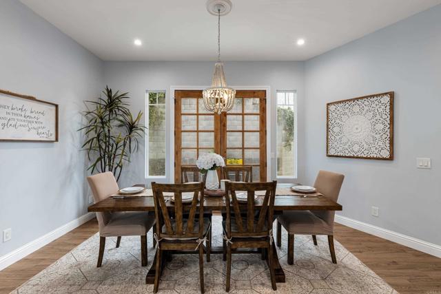 Detail Gallery Image 15 of 34 For 276 Hilltop Dr, Chula Vista,  CA 91910 - 4 Beds | 3/1 Baths