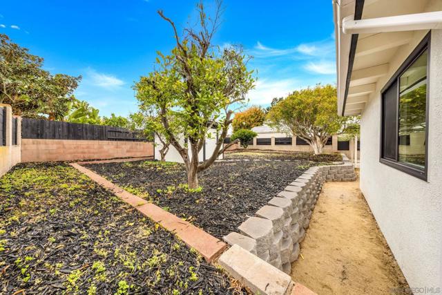 Image 38 of 48 For 4664 Isleta Ave