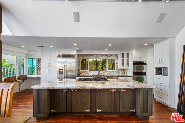 2838 Medill Place, Los Angeles CA: https://media.crmls.org/mediaz/0bf8d642-6fbd-410c-a1fc-ba7c25e285de.jpg