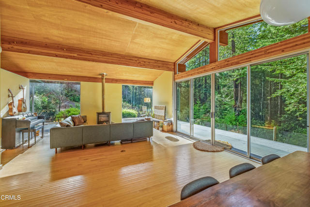 Detail Gallery Image 5 of 39 For 4401 Cameron Rd, Elk,  CA 95432 - 3 Beds | 2 Baths