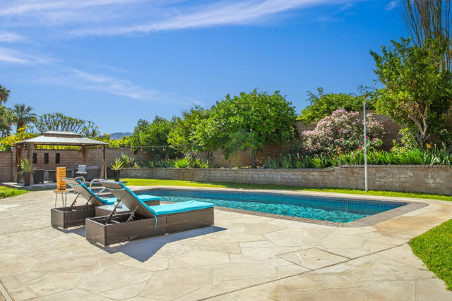 Image 50 of 68 For 72915 Deer Grass Drive