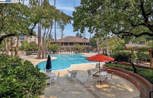 420 N Civic Dr., Walnut Creek CA: https://media.crmls.org/mediaz/0bfb9a92-c51c-4491-8afc-680612902e46.jpg