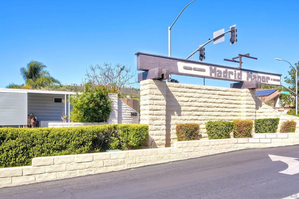 MLS #250038113SD image #27