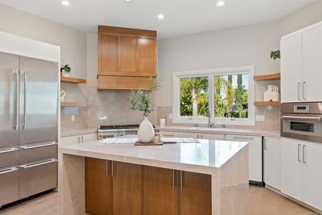 Detail Gallery Image 11 of 25 For 4647 Rancho Reposo, Del Mar,  CA 92014 - 4 Beds | 3/1 Baths