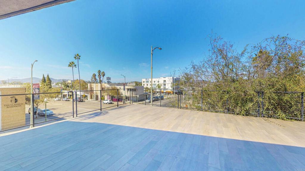 401 Grand Avenue - photo 13