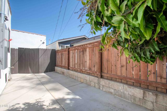 Detail Gallery Image 13 of 13 For 3940 Brunswick Ave, Los Angeles,  CA 90039 - 2 Beds | 2 Baths