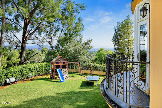 Detail Gallery Image 50 of 72 For 574 Camillo Rd, Sierra Madre,  CA 91024 - 4 Beds | 3 Baths