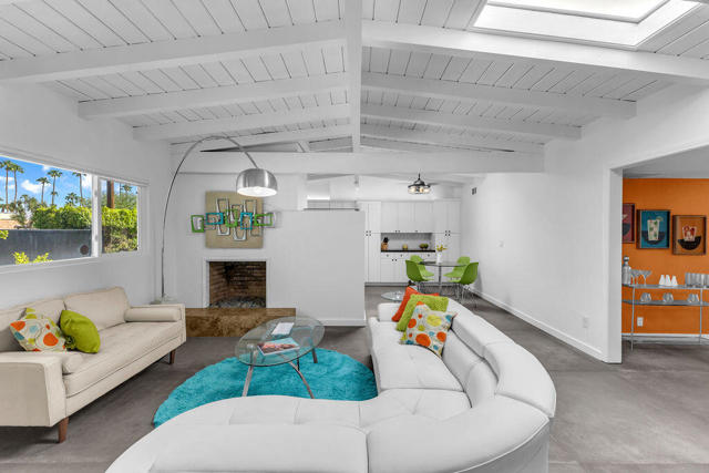 1075 E Sunny Dunes Road, Palm Springs, CA 92264