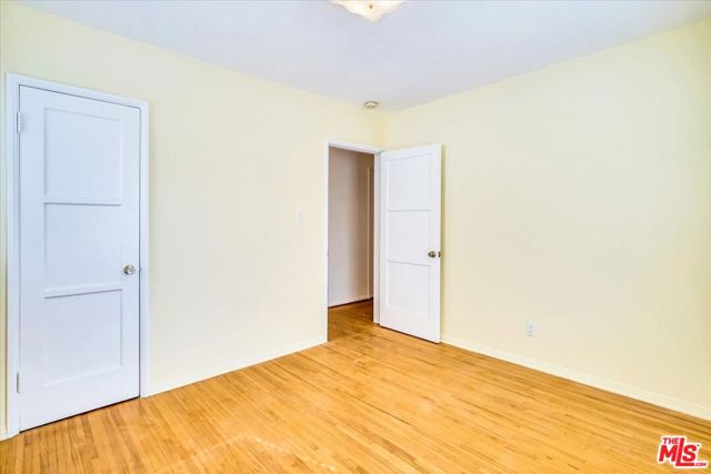 4026 McLaughlin Avenue photo 15