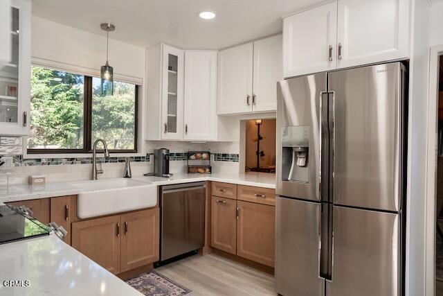 Detail Gallery Image 5 of 26 For 12061 Cedarwood, Mendocino,  CA 95460 - 3 Beds | 2 Baths