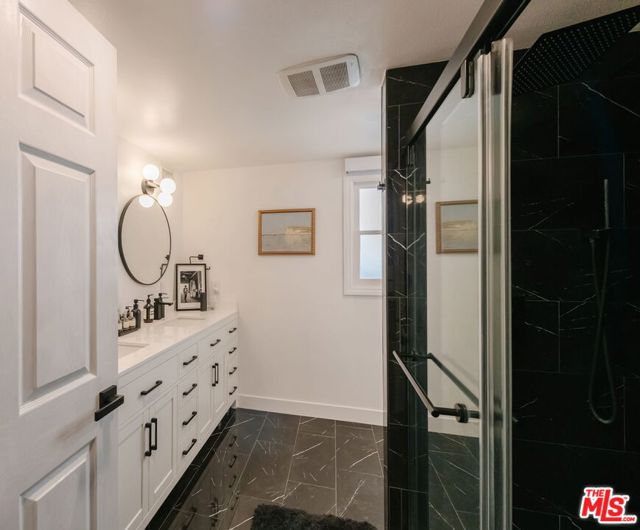 3011 Clune Avenue, Venice CA: https://media.crmls.org/mediaz/0bffd900-f416-41bc-bca6-0d58beca68d4.jpg