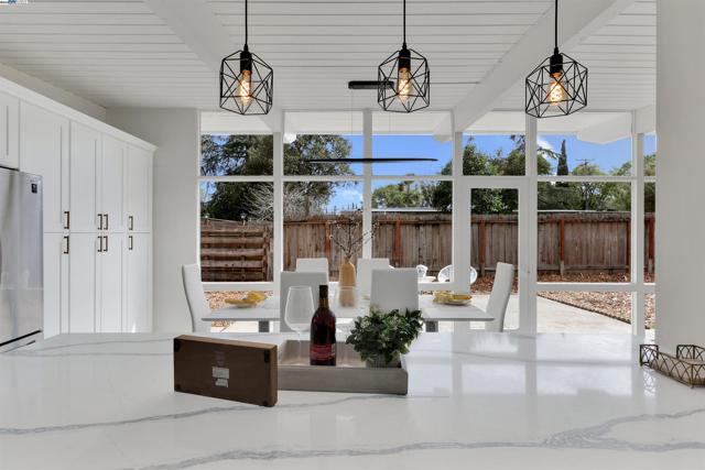 1167 Temple Dr, Pacheco CA: https://media.crmls.org/mediaz/0c0202aa-2c9f-4f7e-8105-15671fff7010.jpg