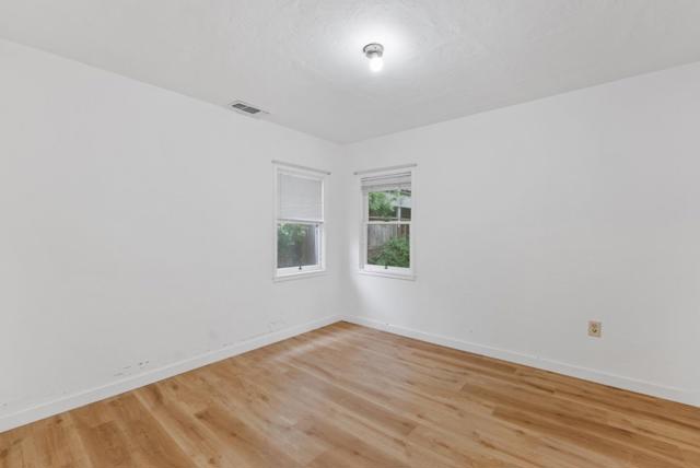 1760 48th Avenue, Capitola CA: https://media.crmls.org/mediaz/0c0268ea-6b58-467f-8e8d-86e72d6665ba.jpg