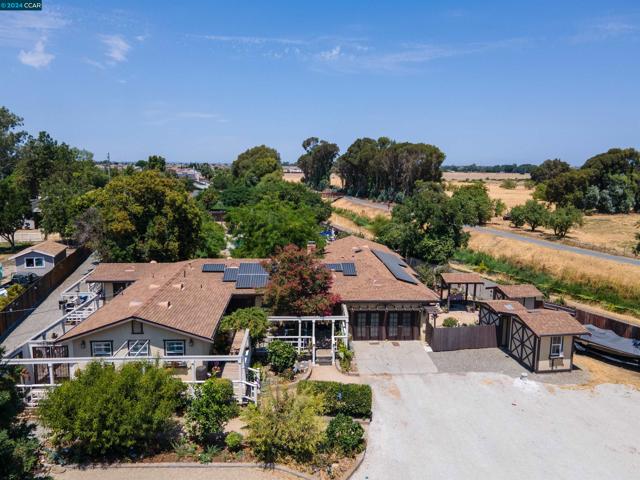 80 Yula Way, Oakley, California 94561, 5 Bedrooms Bedrooms, ,4 BathroomsBathrooms,Single Family Residence,For Sale,Yula Way,41068494