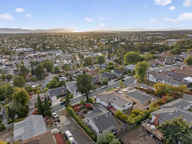 24546 Marie Drive, Hayward CA: https://media.crmls.org/mediaz/0c044270-0ede-4c2b-a404-bb1a7e88cc56.jpg