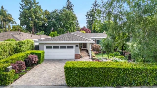 263 W Oakwood Boulevard, Redwood City CA: https://media.crmls.org/mediaz/0c04fb71-8bab-4227-bfbf-fbfe3a00c061.jpg