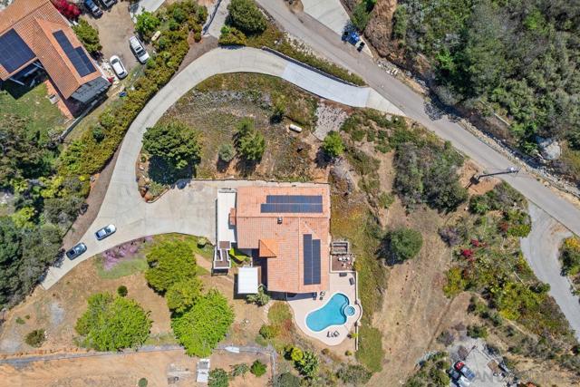 3049 Millar Ranch Rd, Spring Valley CA: https://media.crmls.org/mediaz/0c069589-15f1-46a7-aade-7e634174c9fa.jpg
